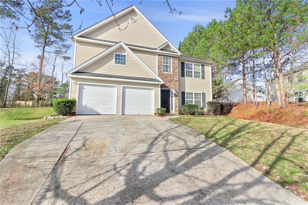 5573 Rock Lake Dr, Atlanta, GA 30349