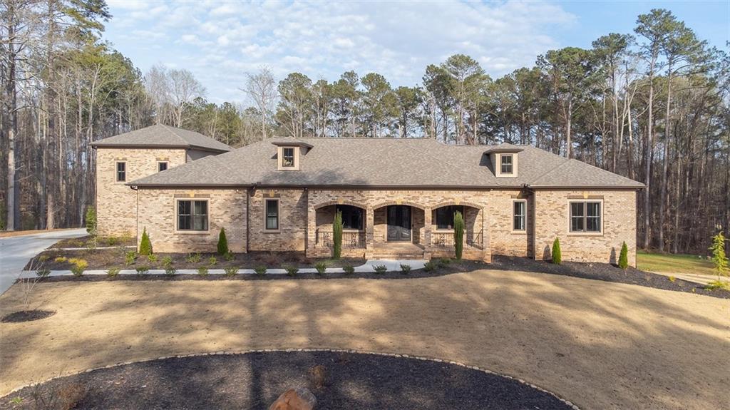 1380 Elva Dr., Atlanta, GA 30331