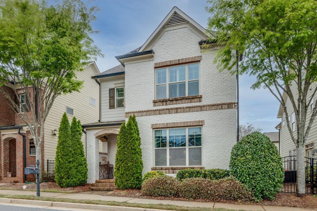 7895 Crownpoint Dr., Alpharetta, GA 30005