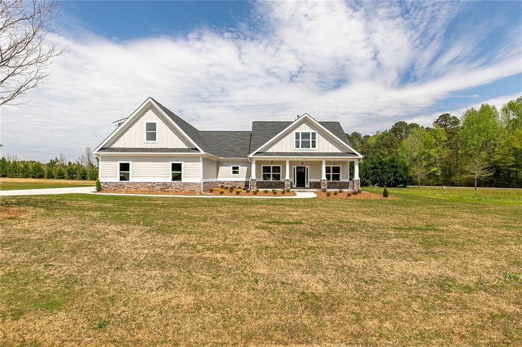503 Alcovy Lakes Dr., Monroe, GA 30655