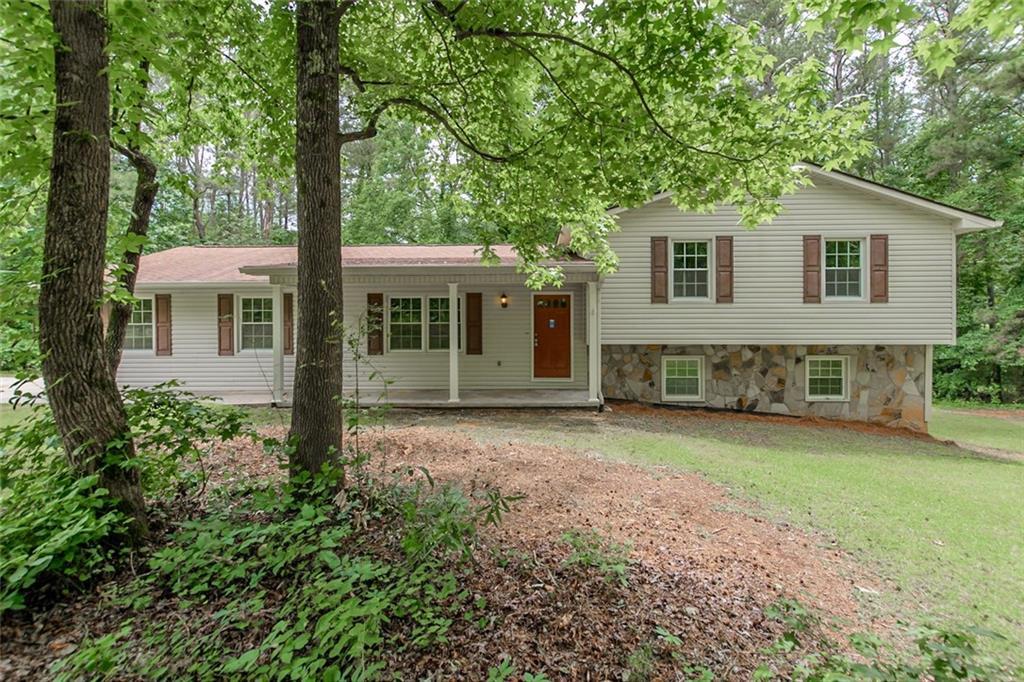 2932 Tree Top Rd., Dacula, GA 30019