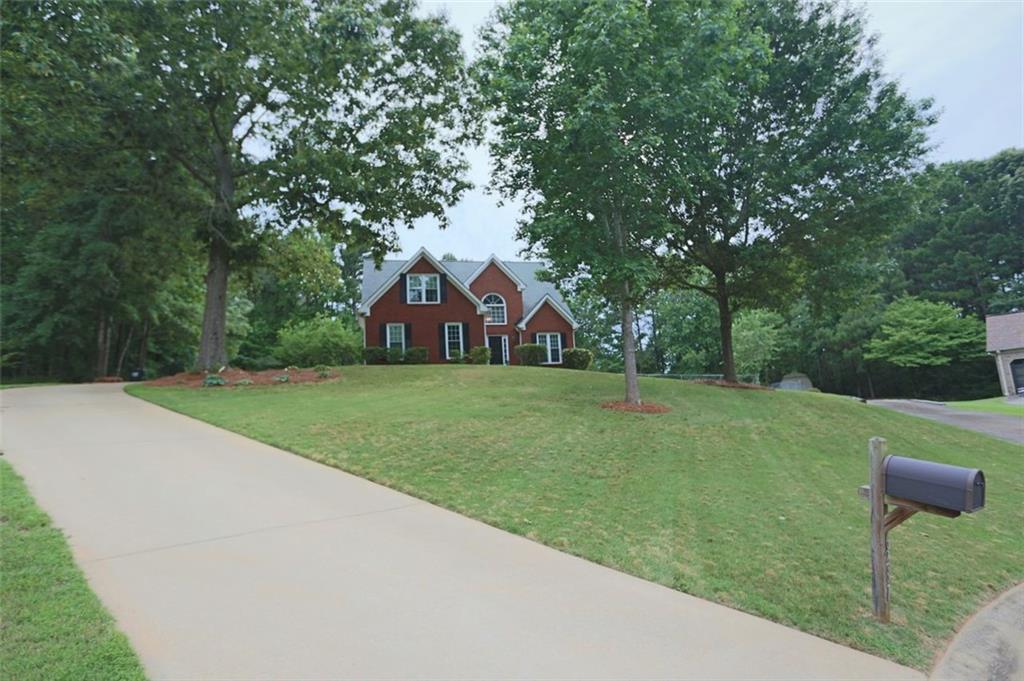 6287 Sayre Dr., Dallas, GA 30157