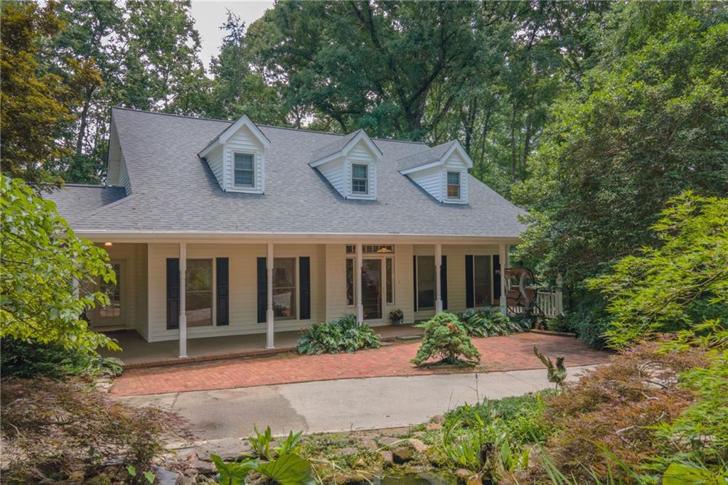 5735 E Ridge Dr., Douglasville, GA 30135