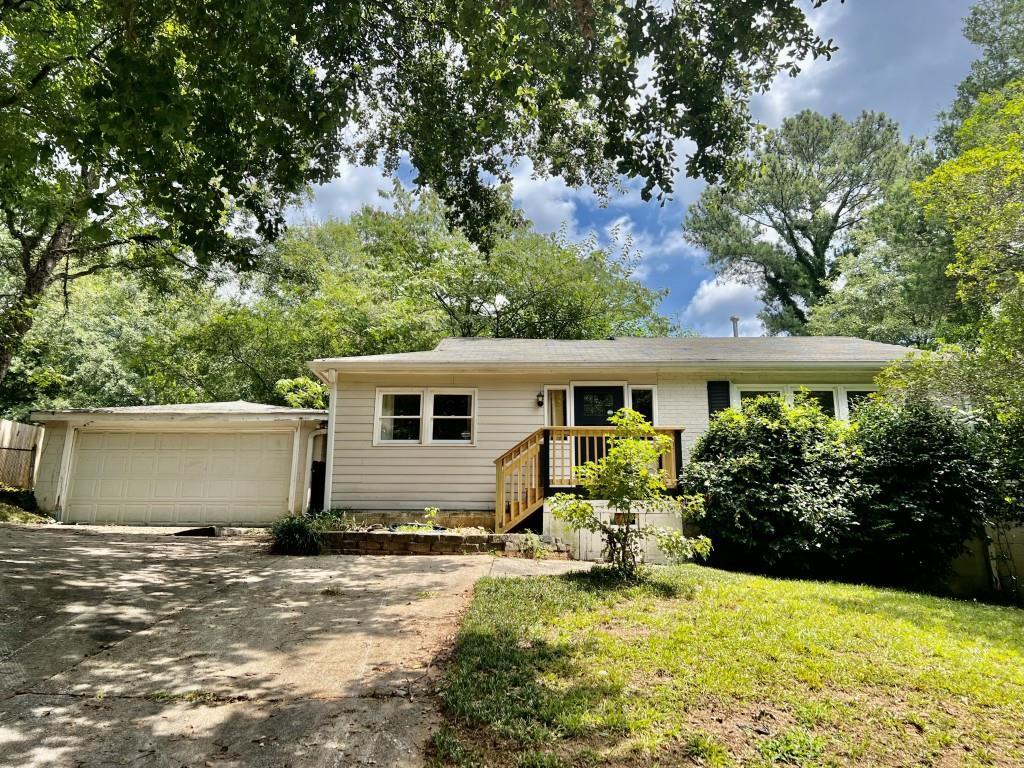 1402 Rupert Rd., Decatur, GA 30030