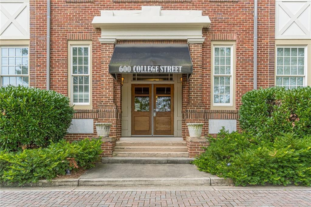 600 College Street #108, Atlanta, GA 30354