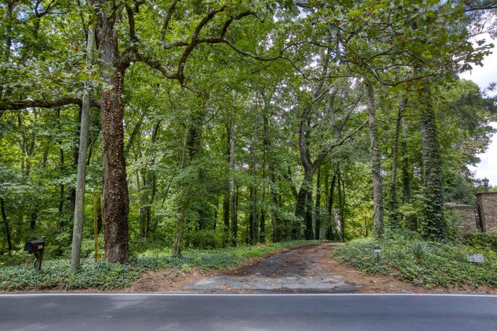 837 Mount Paran Rd., Sandy Springs, GA 30327