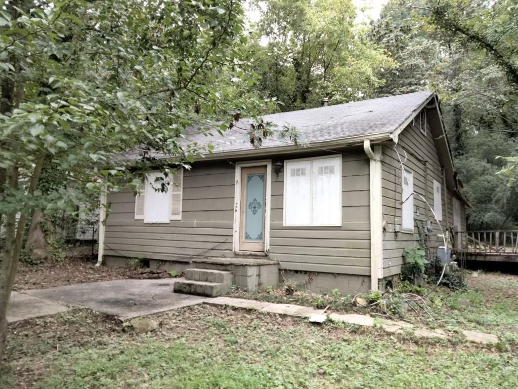 3363 Delmar Ln., Atlanta, GA 30331