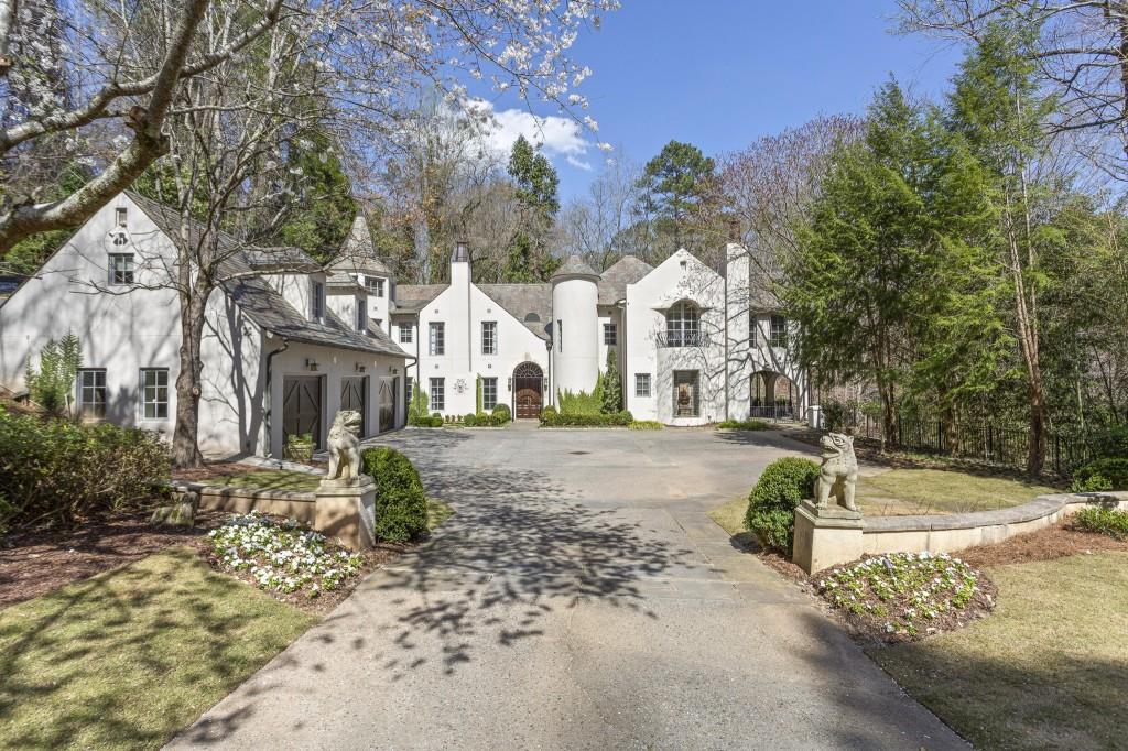 1165 W Conway Dr., Atlanta, GA 30327