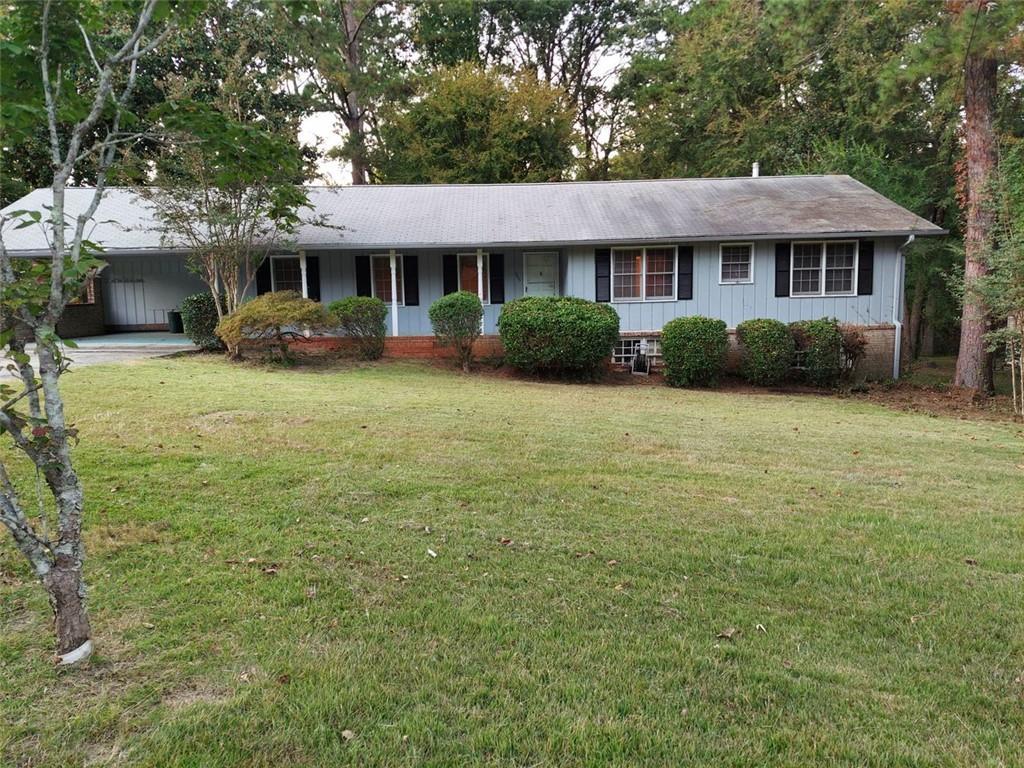 7580 Lowilla Ln., Lithonia, GA 30058