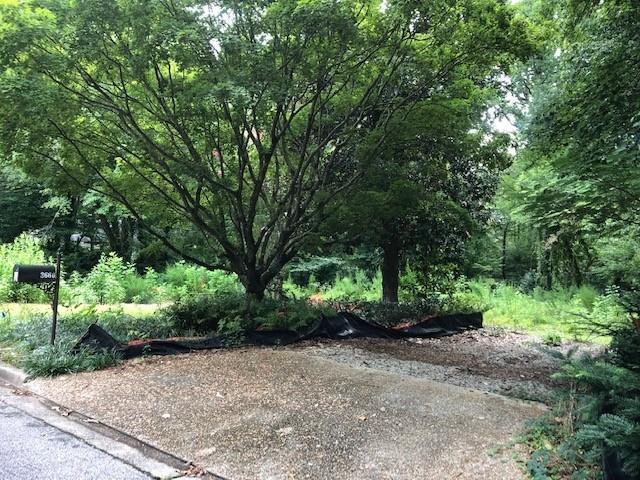 3660 Haddon Hall Rd., Atlanta, GA 30327