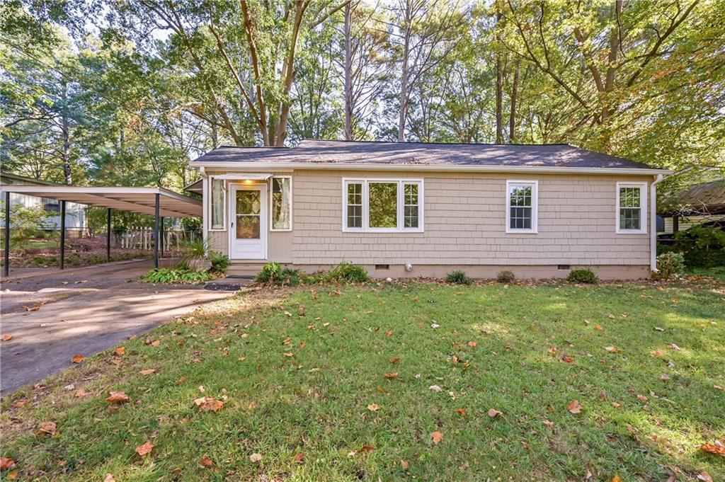 582 Scott Cir., Decatur, GA 30033