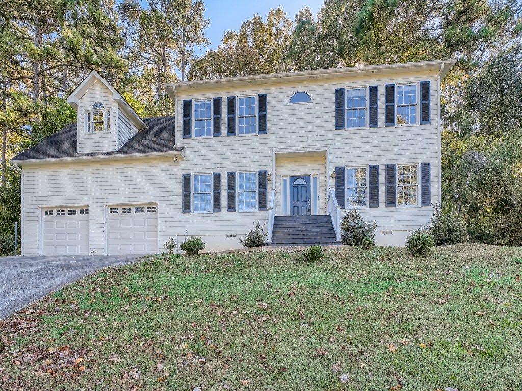 5209 Cross Ridge Cir., Woodstock, GA 30188