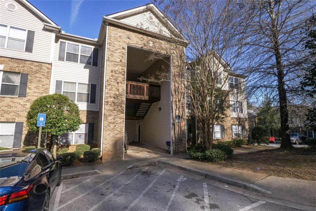 2304 Par Three Way, Lithonia, GA 30038