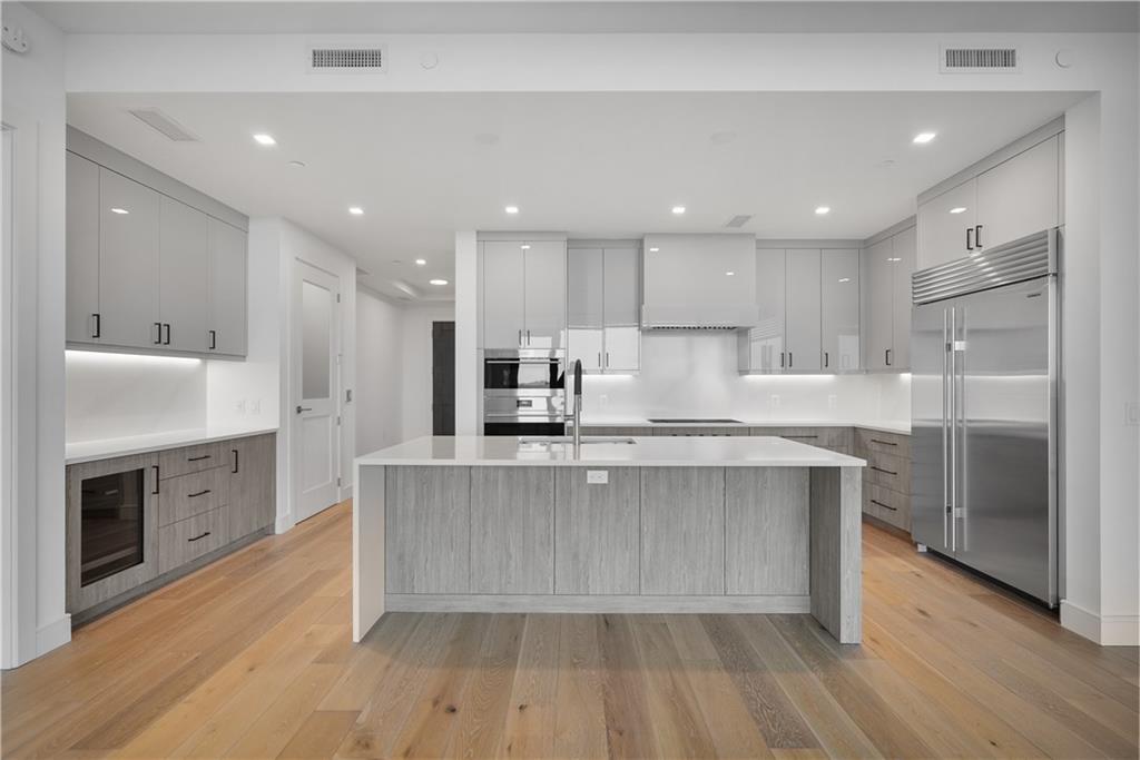 2520 Peachtree Rd. #1402, Atlanta, GA 30305