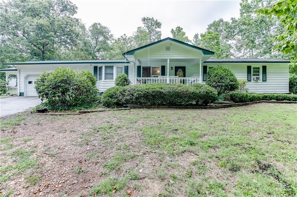110 Jess Hunt Rd., Cleveland, GA 30528