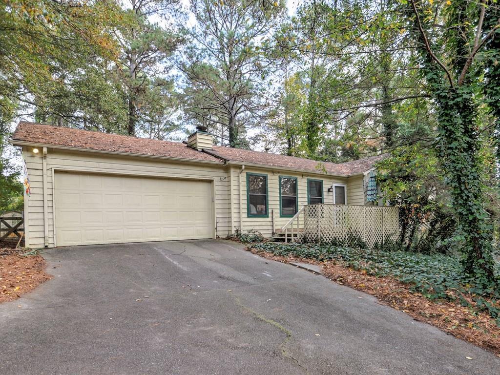 4985 Annistown Rd., Stone Mountain, GA 30087