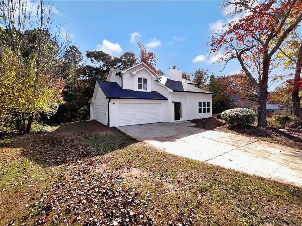 1308 Smokerise Ln., Auburn, GA 30011