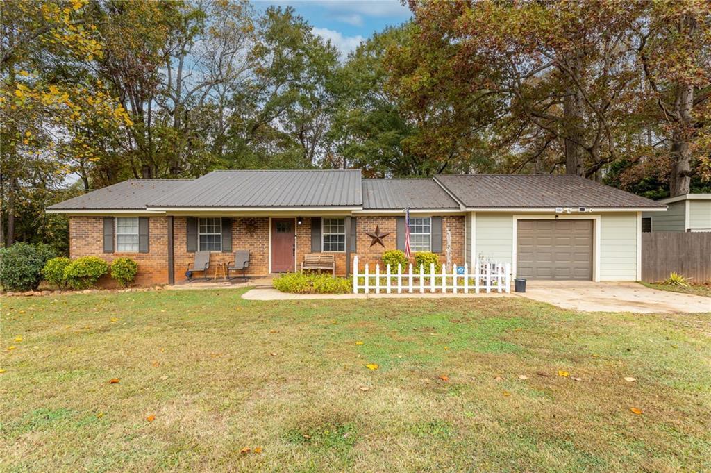3650 Lick Skillet Rd., Greensboro, GA 30642