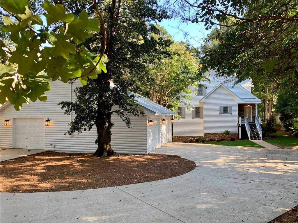 201 Providence Point Ln., Hartwell, GA 30643