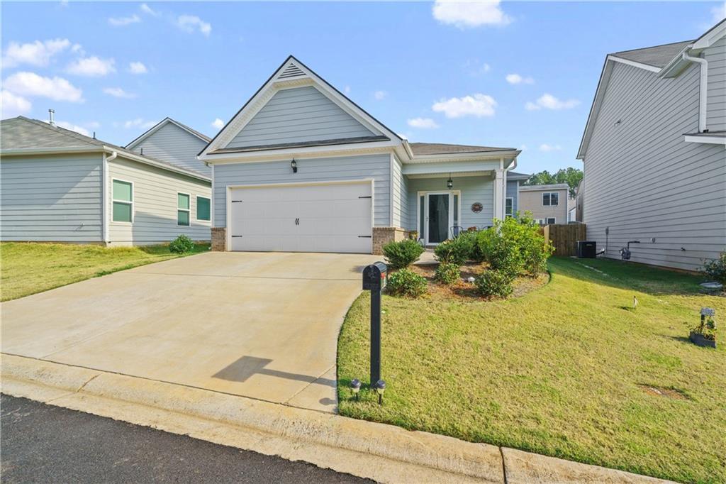 68 Castlemoor Loop, Adairsville, GA 30103