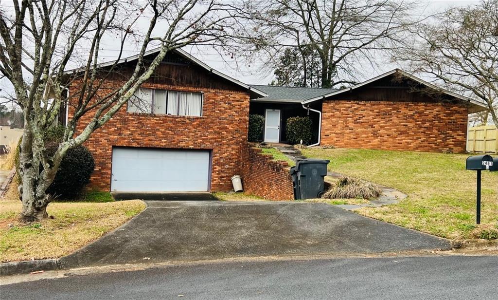 2461 Mcalpin Ter., East Point, GA 30344