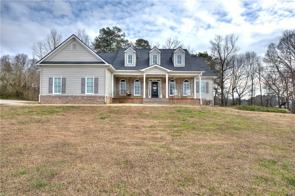 1144 Pine Shadows Dr., Dallas, GA 30157