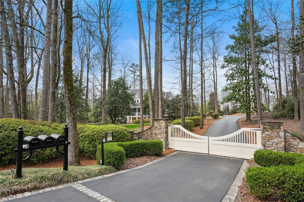 172 Dalrymple Rd., Sandy Springs, GA 30328