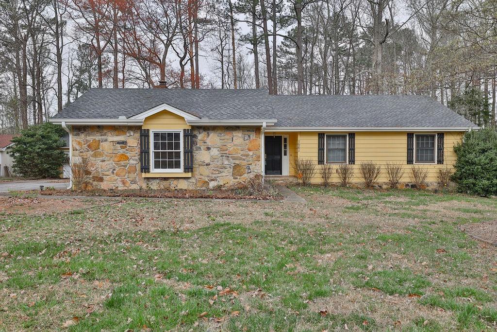 1661 Norton Estates Cir., Snellville, GA 30078