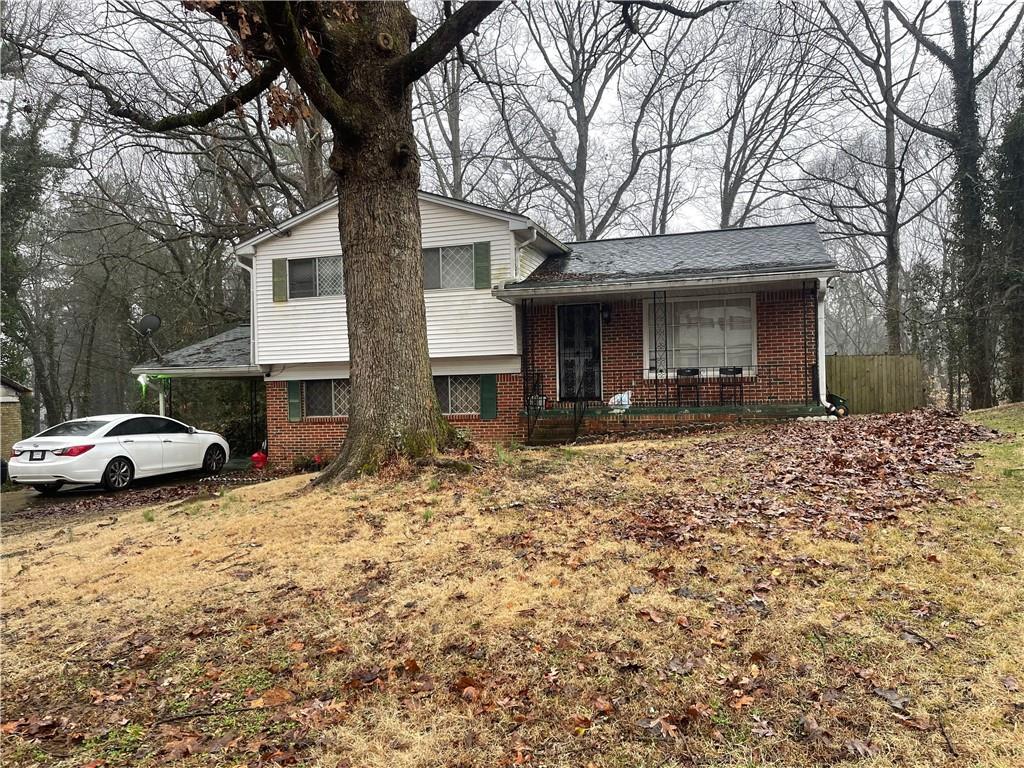 792 Magna Carta Dr., Atlanta, GA 30318