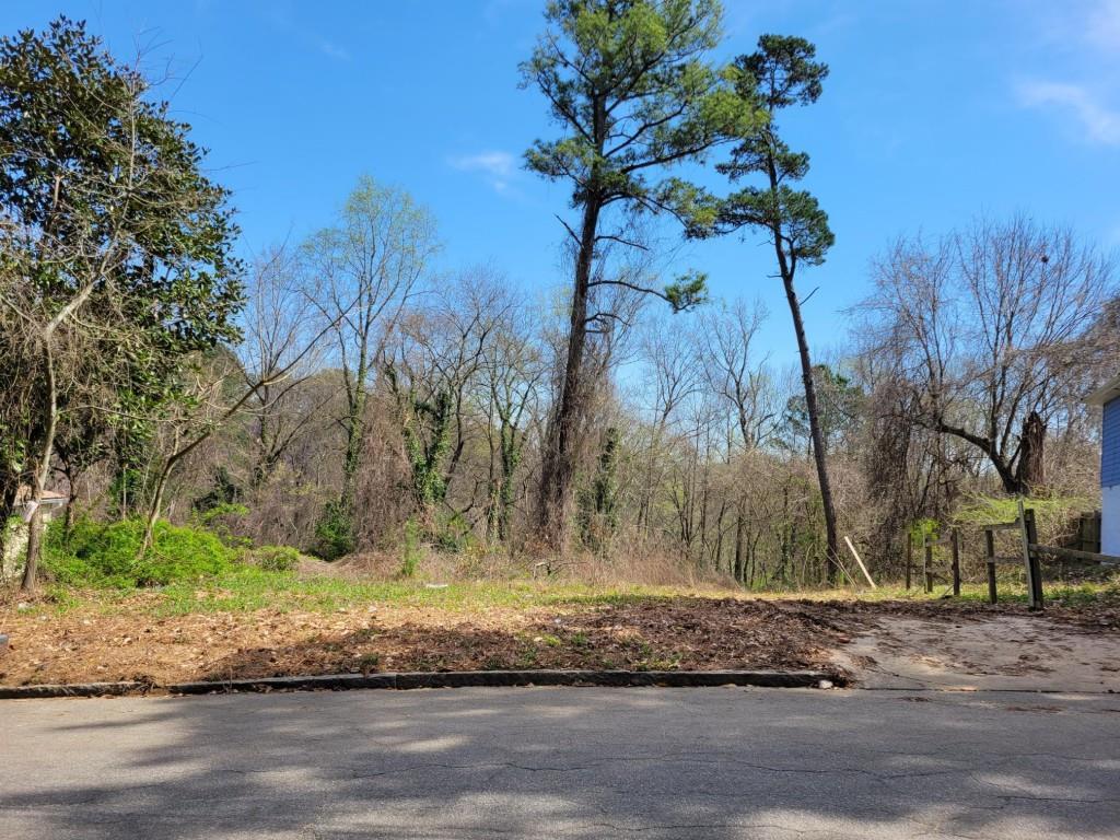2782 Mango Cir., Atlanta, GA 30318