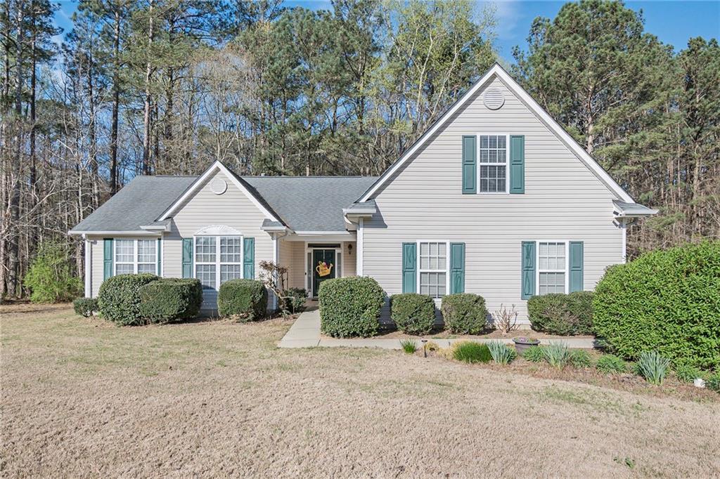 65 Chemin Pl., Sharpsburg, GA 30277