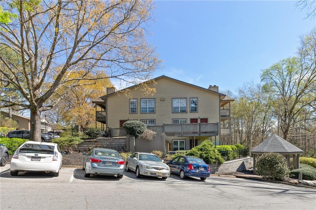 1305 Weatherstone Way, Atlanta, GA 30324
