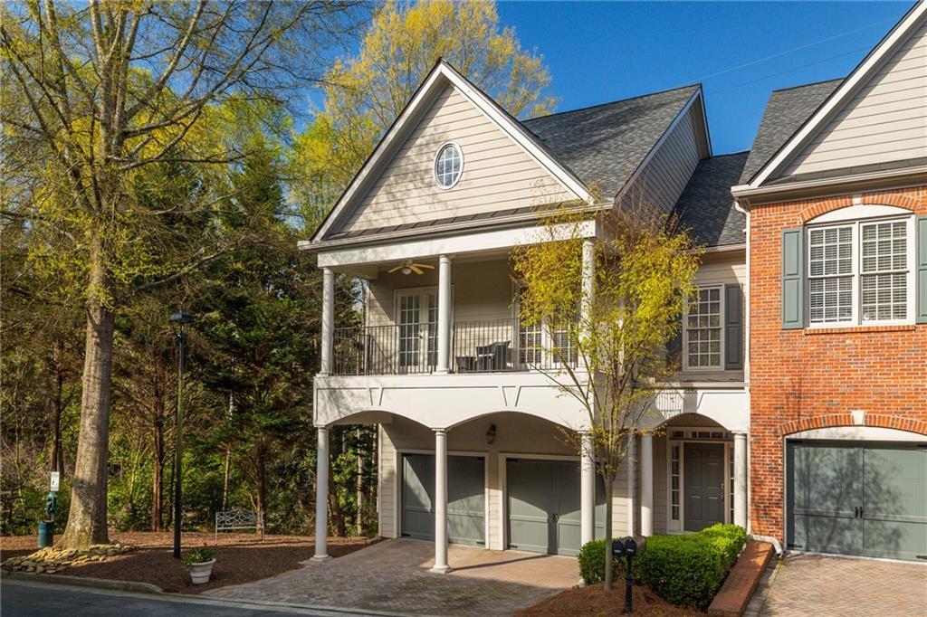 5440 Wentworth St., Sandy Springs, GA 30342