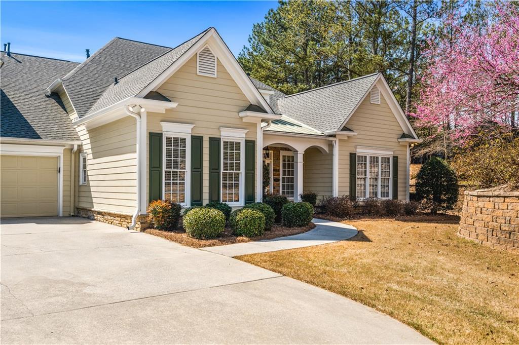 2002 Macland Square Dr., Marietta, GA 30064