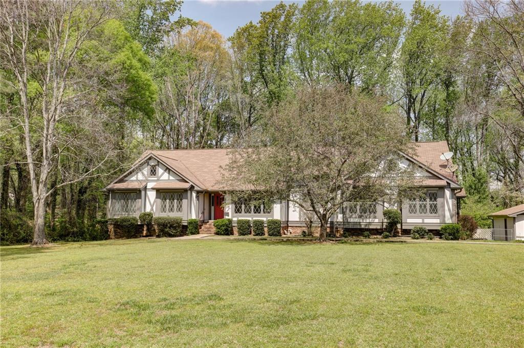 1782 Rockdale Cir., Snellville, GA 30078