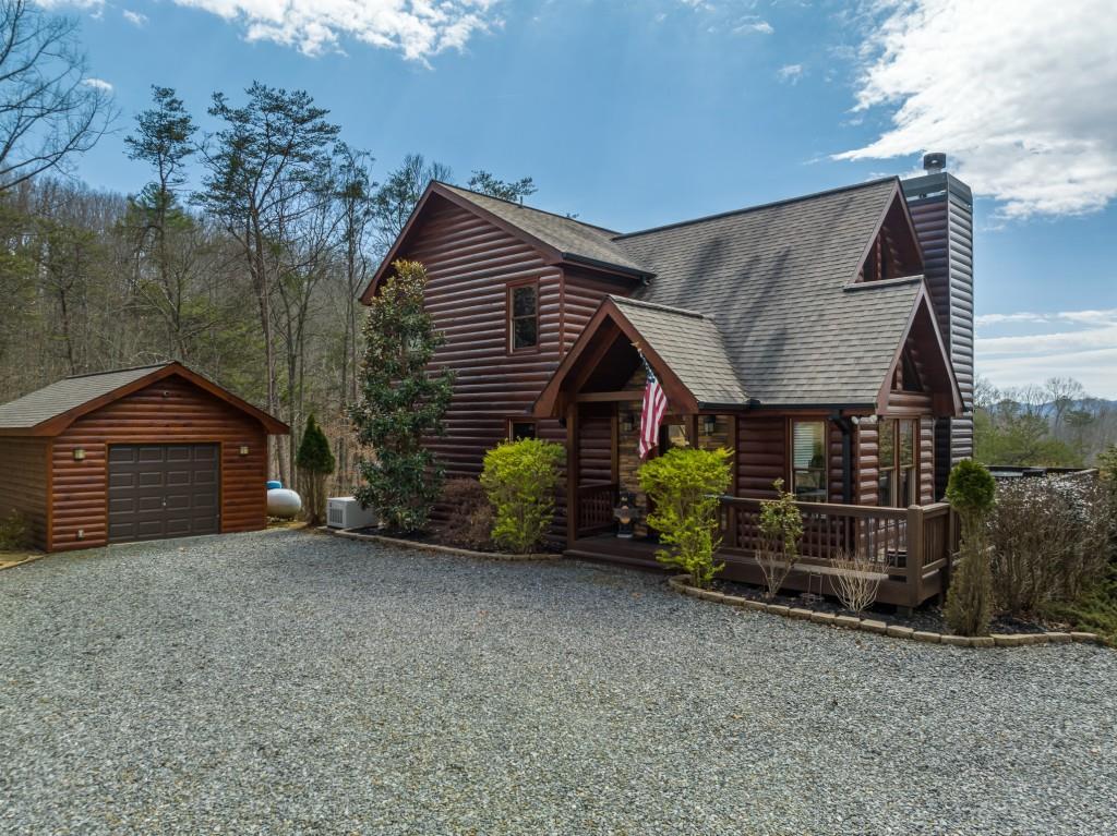 622 Dallas Ln., Blue Ridge, GA 30513