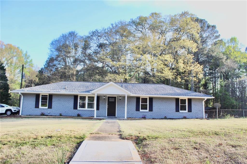 1421 Spring Valley Ln., Stone Mountain, GA 30087