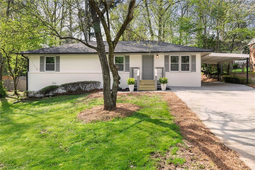 2353 Woodland Dr., Kennesaw, GA 30152