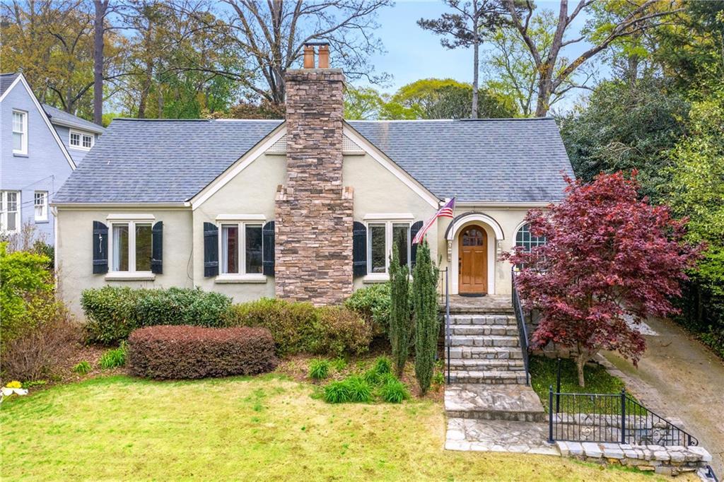 221 Glenn Cir., Decatur, GA 30030