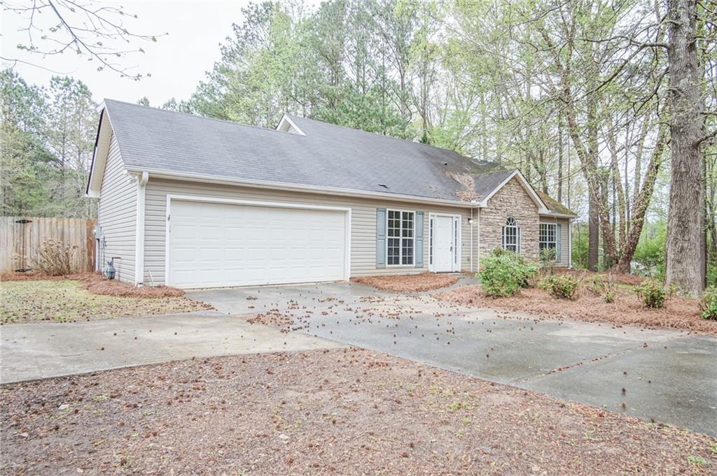 449 Camp Lake Rd., Monroe, GA 30655