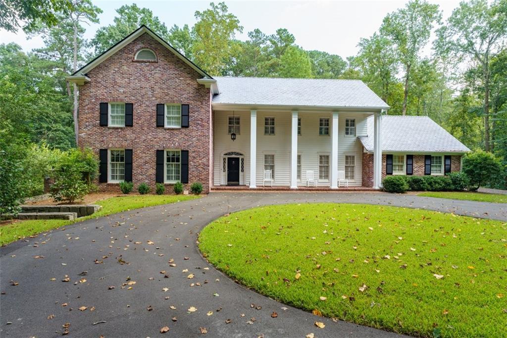 1823 River Forest Rd., Atlanta, GA 30327