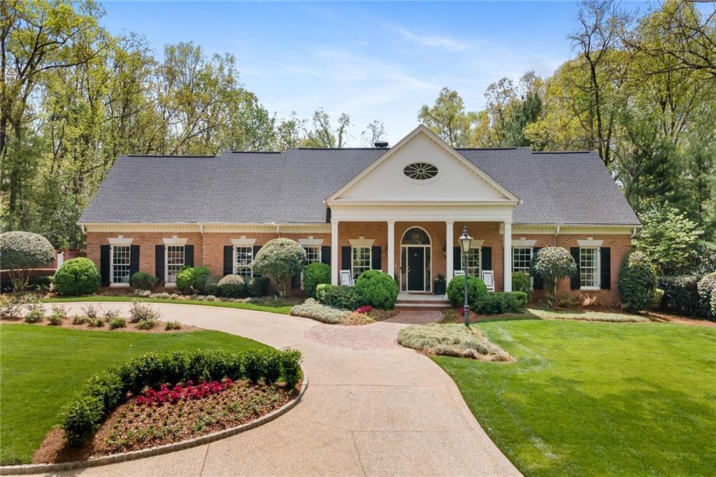 5660 Glen Errol Rd., Atlanta, GA 30327