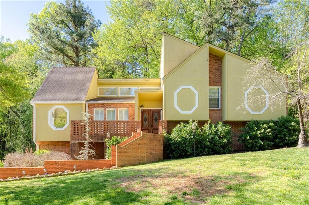 1307 Shiloh Trail East, Kennesaw, GA 30144