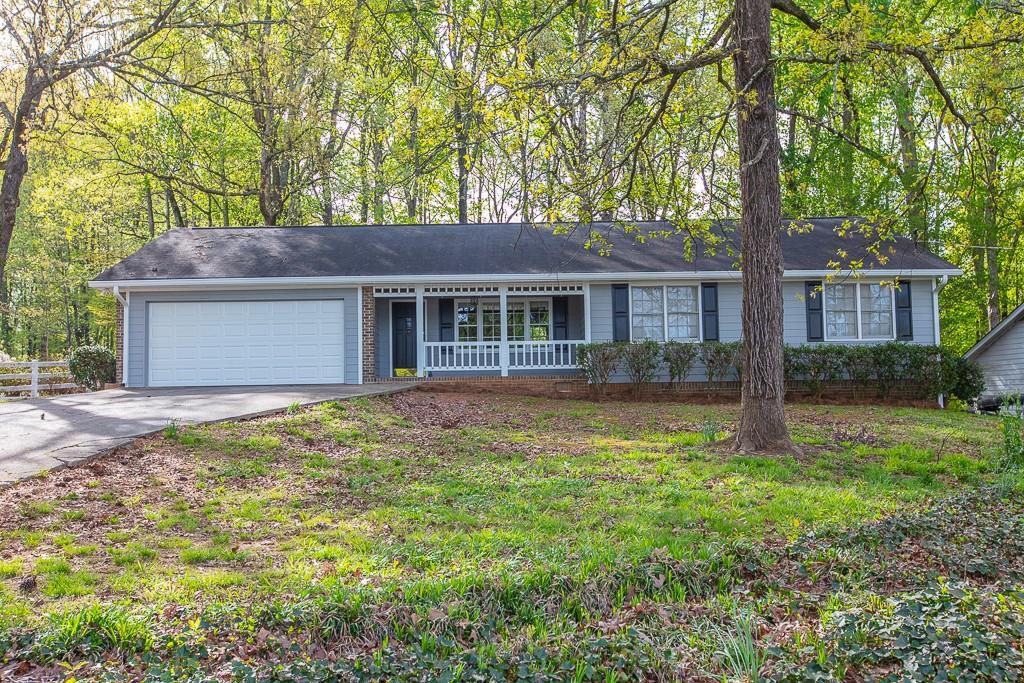 1424 Hewatt Rd., Lilburn, GA 30047