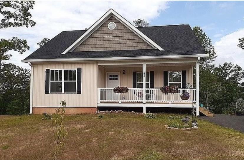 42 Camp Dr., Dahlonega, GA 30533