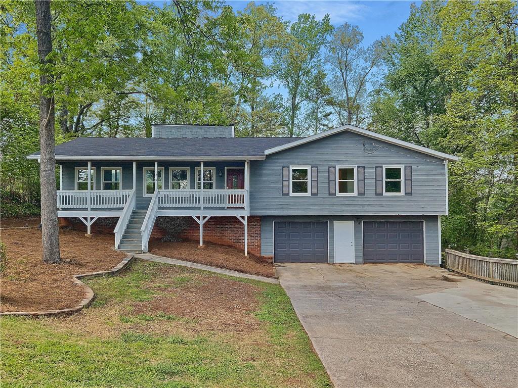 319 Pioneer Cir., Woodstock, GA 30188