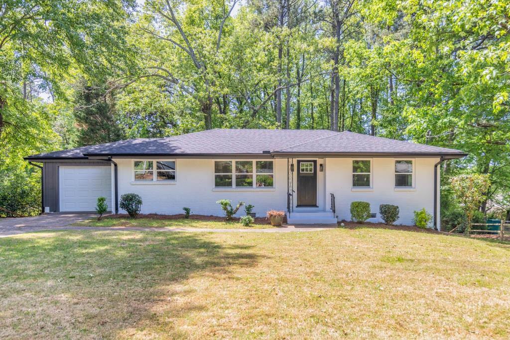 980 Brentwood Dr., Smyrna, GA 30082