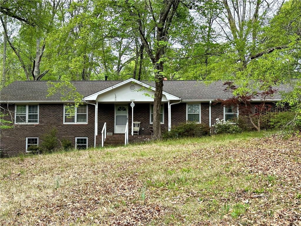 6821 Bowden St., Lithia Springs, GA 30122