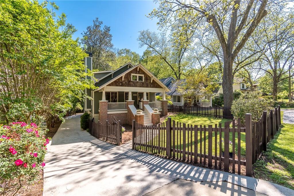 2149 Oakview Rd., Atlanta, GA 30317
