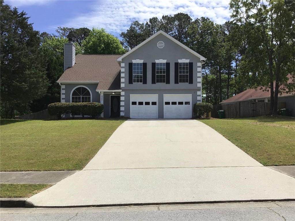 8227 Mahogany Ln., Lithonia, GA 30058